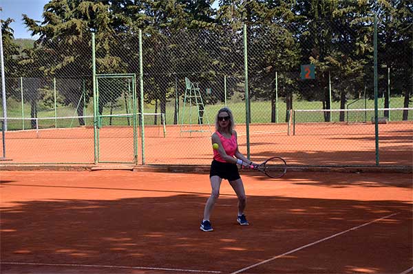 Išijas tenis liga