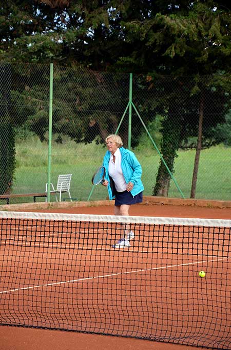 Prijateljski teniski susret veterana Tenis kluba Buje i Tenis kluba Dinamoj