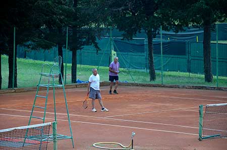 Prijateljski teniski susret veterana Tenis kluba Buje i Tenis kluba Dinamoj