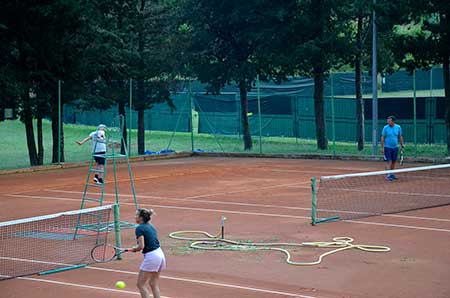 Prijateljski teniski susret veterana Tenis kluba Buje i Tenis kluba Dinamoj