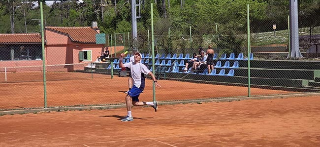 TENIS KLUB BUJE